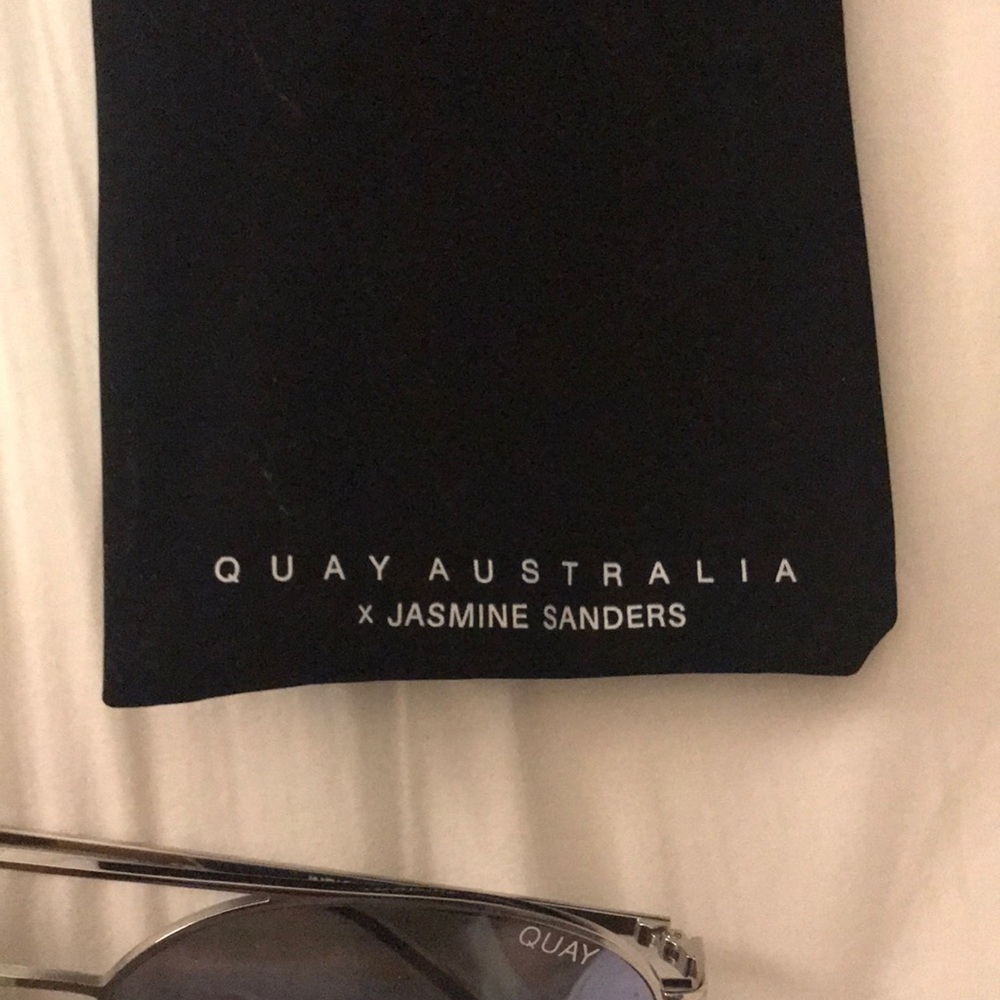 Blue Quay Sunglasses - Picture 3 of 4